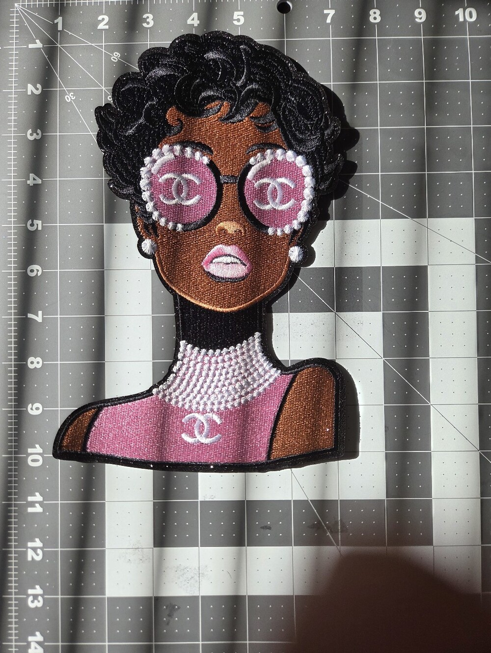Hand Crafted Large Pink Or Red Fashion Luxury Iron On Patch(two Pieces) - Picture 2 of 3